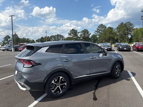 Used 2023 Kia Sportage EX FWD image 24