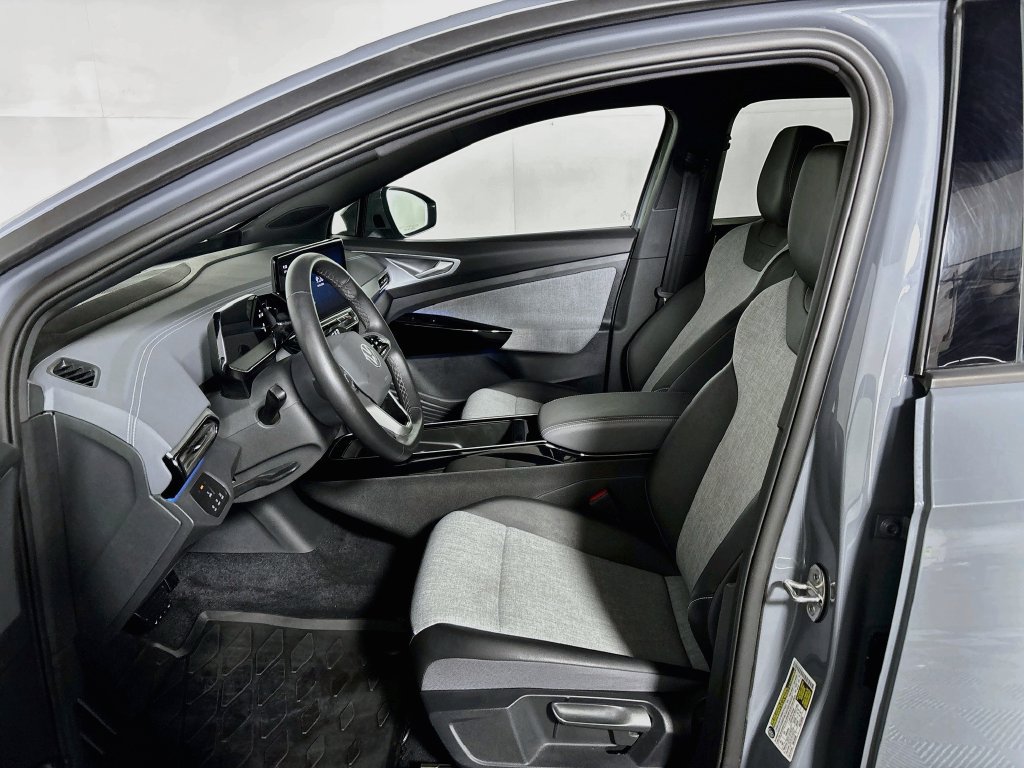 Certified 2023 Volkswagen ID.4 Pro AWD/4WD image 12