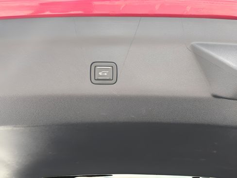 Used 2022 Chevrolet Tahoe LT RWD image 27