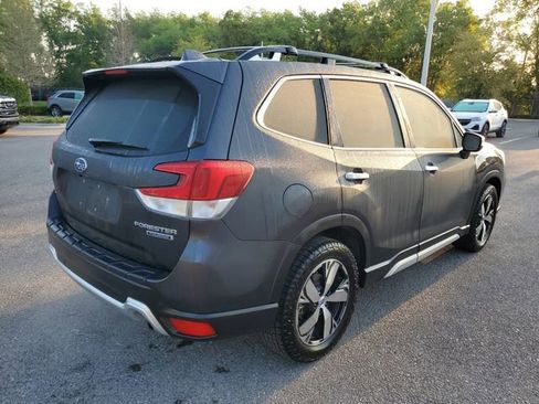 Used 2019 Subaru Forester Touring image 4