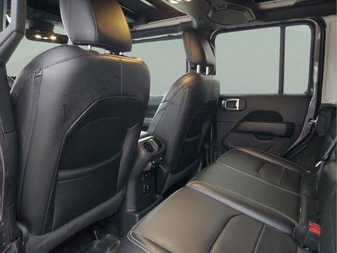 Used 2021 Jeep Wrangler Unlimited Sahara w/ Cold Weather Group image 7