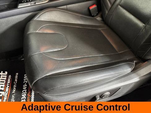 Used 2023 Hyundai Elantra Limited w/ Preferred Accessory Package FWD image 15