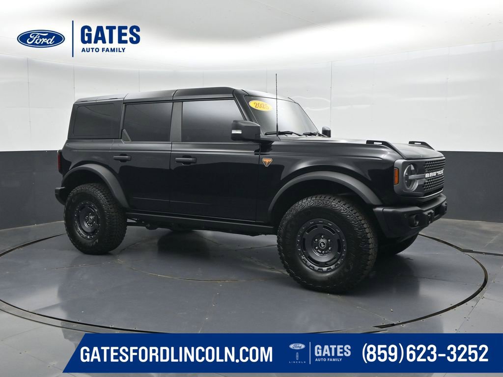 Used 2025 Ford Bronco Badlands AWD/4WD image 1