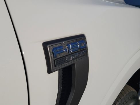 Used 2023 Ford F150 Lariat w/ Equipment Group 502A High image 6