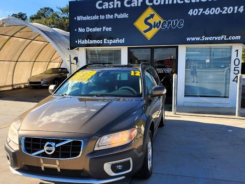 Used 2012 Volvo XC70 3.2 image 2