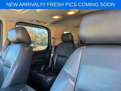 Used 2013 Chevrolet Tahoe LTZ image 11