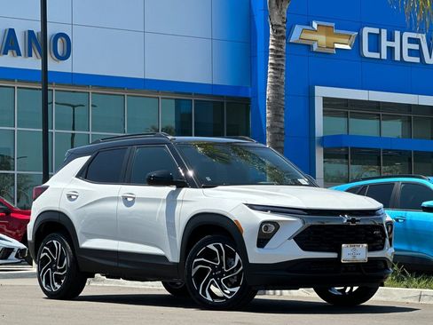 New 2026 Chevrolet TrailBlazer RS w/ Convenience Package AWD/4WD image 2