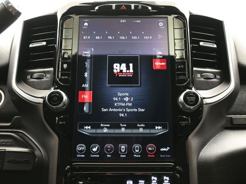 Used 2020 RAM 2500 Big Horn w/ Level 2 Equipment Group image 36