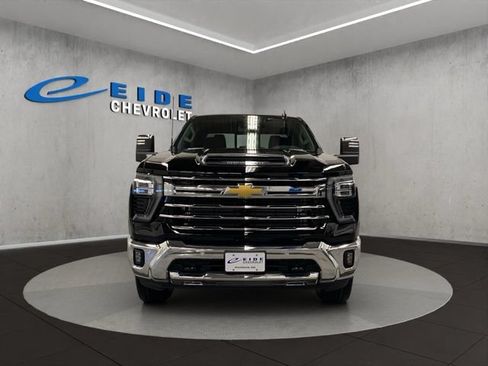 New 2026 Chevrolet Silverado 2500 LTZ w/ LTZ Plus Package AWD/4WD image 8