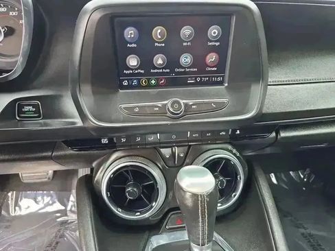 Used 2022 Chevrolet Camaro LT image 11