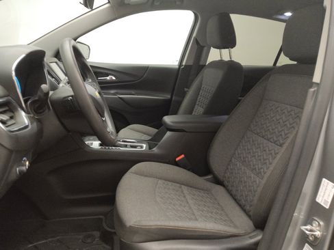 Used 2023 Chevrolet Equinox LT w/ LPO, Floor Liner Package image 17
