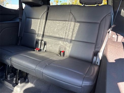 Used 2023 Chevrolet Tahoe Z71 image 16