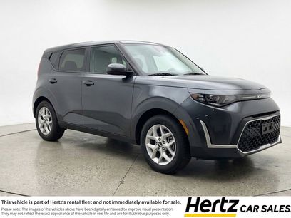 Used 2025 Kia Soul LX w/ LX Technology Package