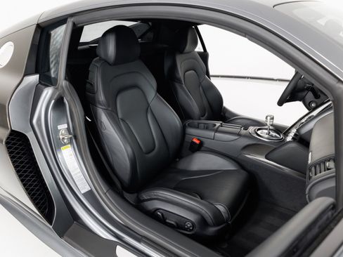 Used 2011 Audi R8 V10 AWD/4WD image 35