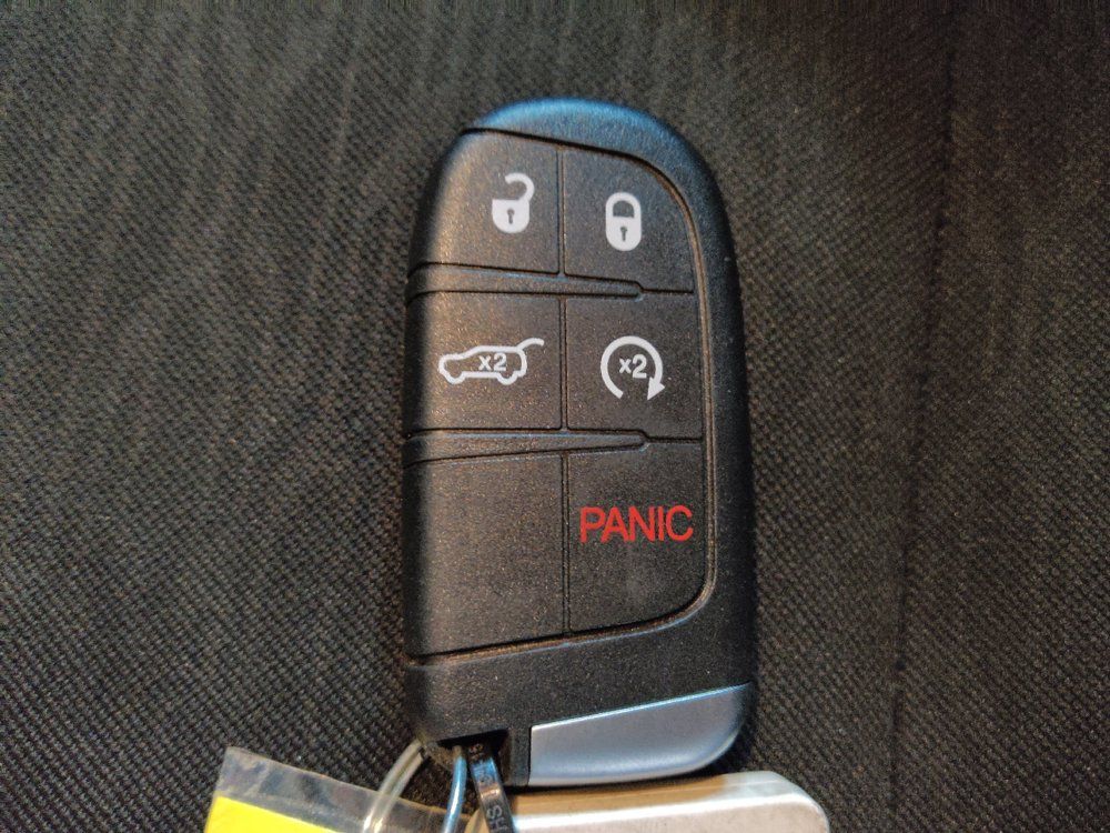 Used 2023 Dodge Durango SXT RWD image 32