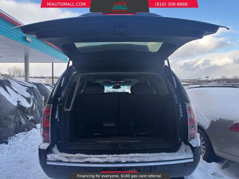 Used 2011 GMC Yukon Denali image 25