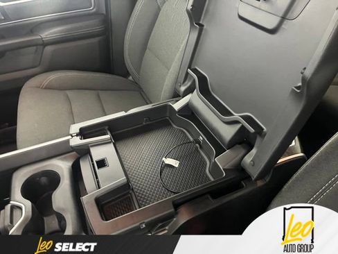 Used 2022 RAM 1500 Big Horn AWD/4WD image 23