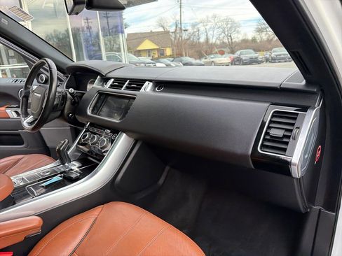 Used 2016 Land Rover Range Rover Sport Supercharged image 35