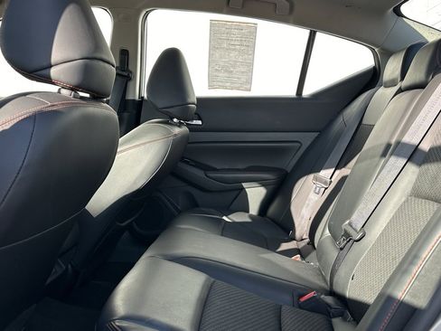 Used 2023 Nissan Altima 2.5 SR image 22