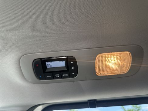 Used 2022 Honda Odyssey Touring image 19