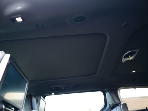 New 2026 Chrysler Pacifica Limited image 33