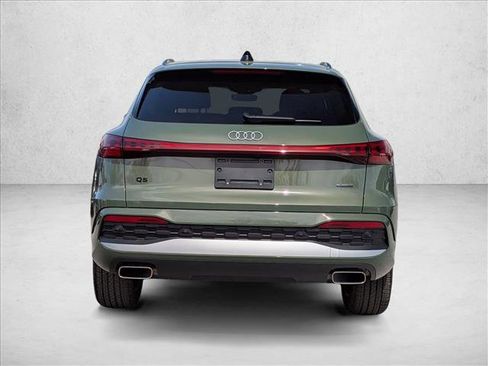 Used 2025 Audi Q5 Premium w/ Convenience Package image 6