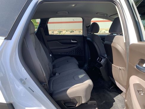 Used 2020 Hyundai Santa Fe SE AWD/4WD image 25