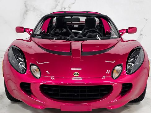 Used 2005 Lotus Elise image 10