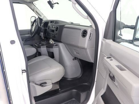 Used 2023 Ford E-350 and Econoline 350 Super Duty w/ Power Windows & Locks Group RWD image 15