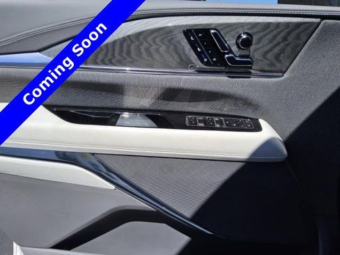 Used 2025 Cadillac Escalade IQ Sport 1 w/ Smart Trailering package AWD/4WD image 2