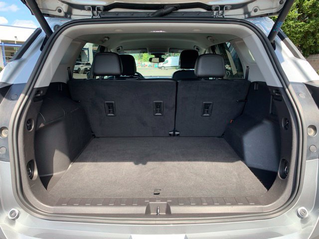 Used 2024 GMC Terrain SLT AWD/4WD image 5