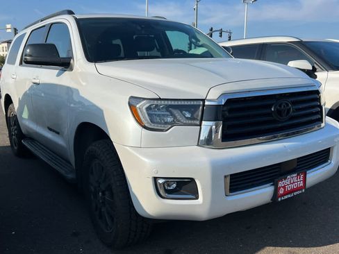 Used 2022 Toyota Sequoia TRD Sport image 3
