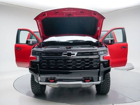 New 2026 Chevrolet Silverado 1500 ZR2 AWD/4WD image 17
