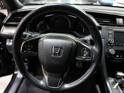 Used 2018 Honda Civic Sport image 23
