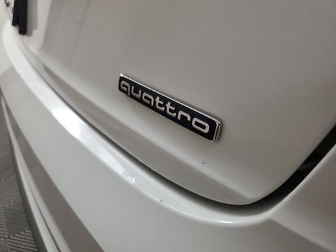 Used 2021 Audi Q8 Premium Plus w/ Premium Plus Package AWD/4WD image 7