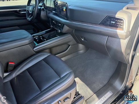 Certified 2025 Chevrolet Tahoe LT w/ Comfort Package RWD image 11