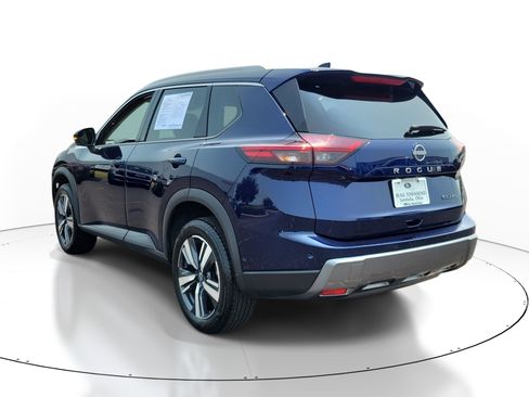 Used 2026 Nissan Rogue SL AWD/4WD image 3