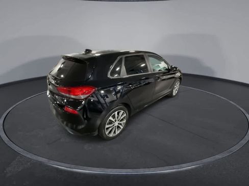 Used 2019 Hyundai Elantra GT w/ Style Package 02 image 8