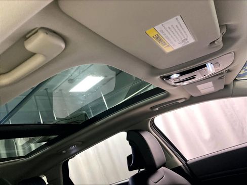 Used 2024 Kia Sportage EX w/ EX Premium Package image 22