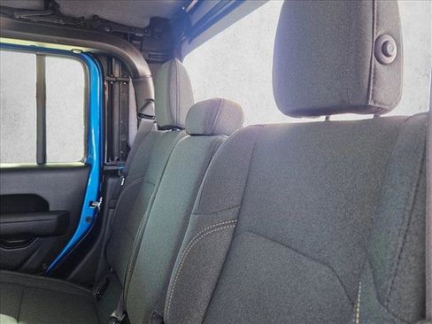 New 2026 Jeep Gladiator Sport image 15