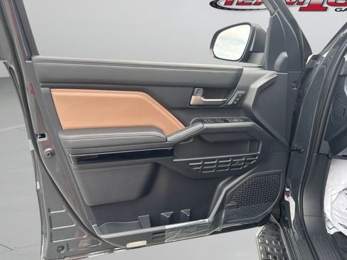 New 2026 Toyota 4Runner Limited AWD/4WD image 23