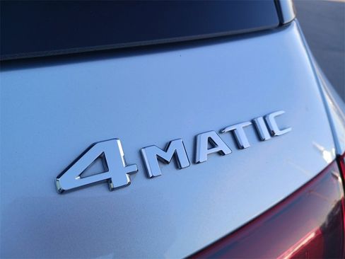 Used 2024 Mercedes-Benz GLE 450 4MATIC image 29