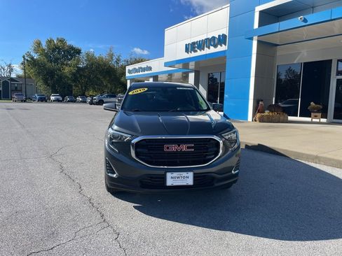 Used 2019 GMC Terrain SLE image 2