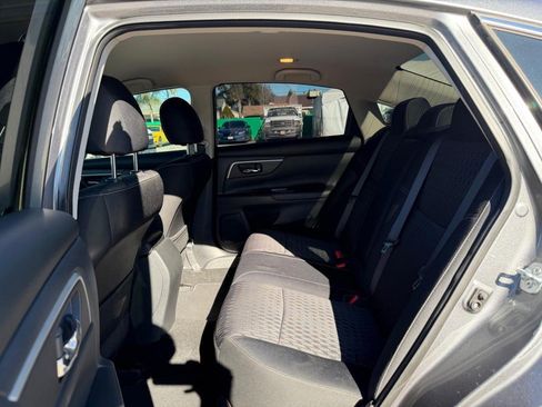 Used 2016 Nissan Altima 2.5 SV image 37
