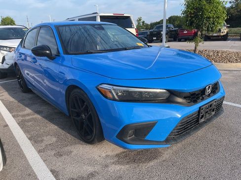 Used 2024 Honda Civic Sport image 2