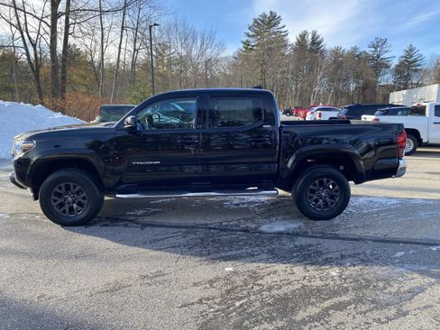 Used 2023 Toyota Tacoma SR5 image 4