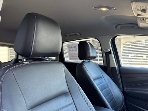 Used 2014 Ford Escape Titanium w/ Equipment Group 401A image 17