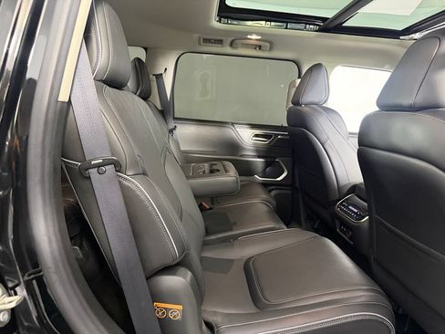 Used 2025 INFINITI QX80 Luxe w/ Cargo Package AWD/4WD image 27