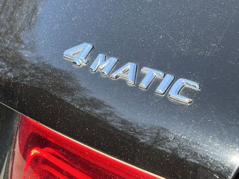 Used 2016 Mercedes-Benz GLC 300 4MATIC image 28