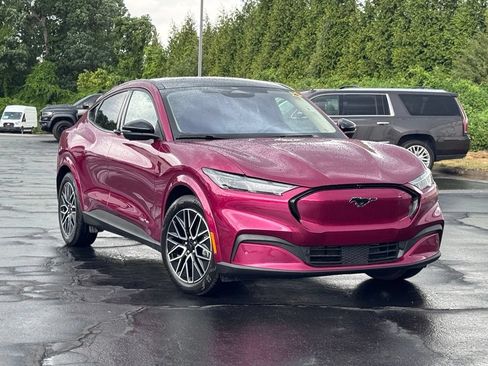 Used 2025 Ford Mustang Mach-E Premium AWD/4WD image 1